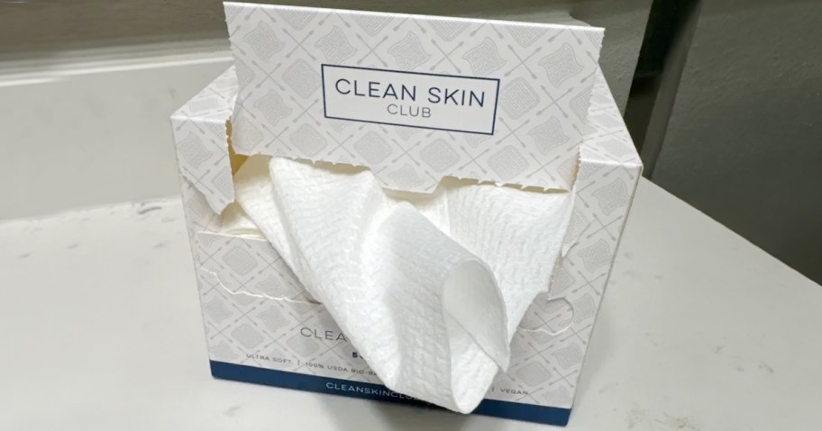 clean skin cloth box on table