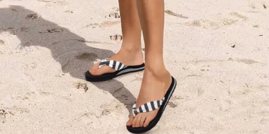 Women’s Flip Flops w/ Arch Support Just $9.98 on Amazon (Regularly $20)