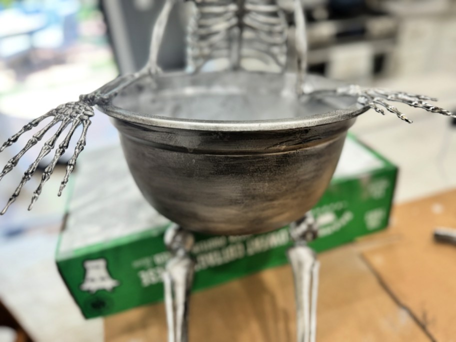 staining skeleton bowl with black stain