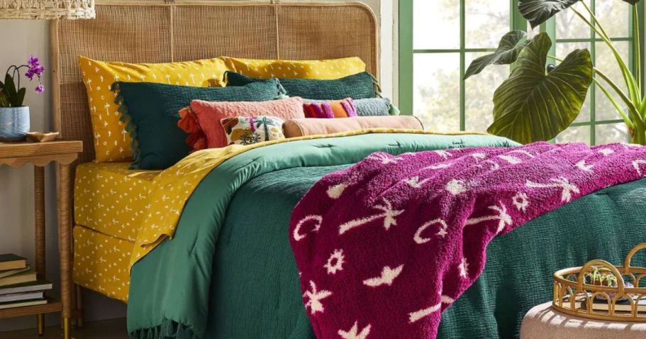 Target Bedding Clearance: Quilt & Sham Sets UNDER $30!