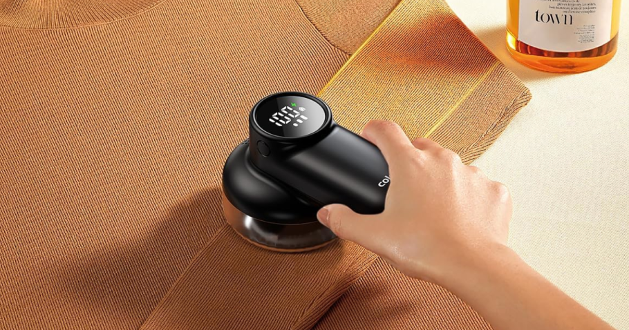 Fabric Shaver Just $6.45 Shipped on Amazon | Rechargeable & Perfect for Travel