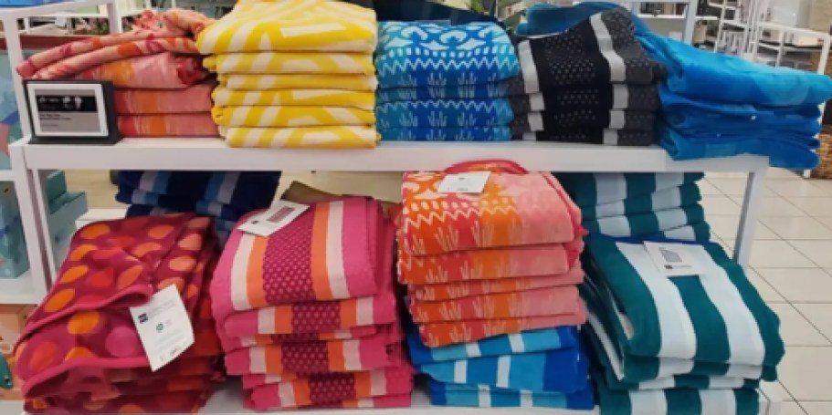 *HOT* Kohl’s Beach Towels from $5.99 (Regularly $12.99)