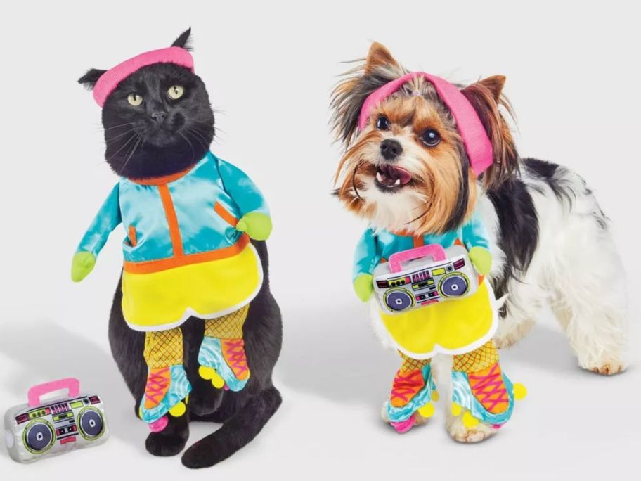 Hyde & EEK! Halloween Retro Skater Dog and Cat Frontal Costume with Boombox Toy 