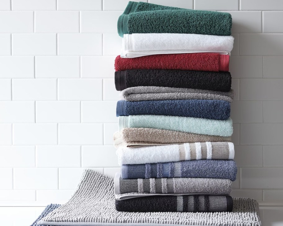 stack of bath towels