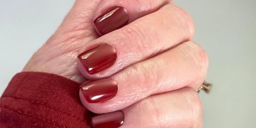 Acrylic Press-On Nails Just $12.95 Shipped on Amazon (Regularly $17) | Get a Perfect Holiday Manicure at Home