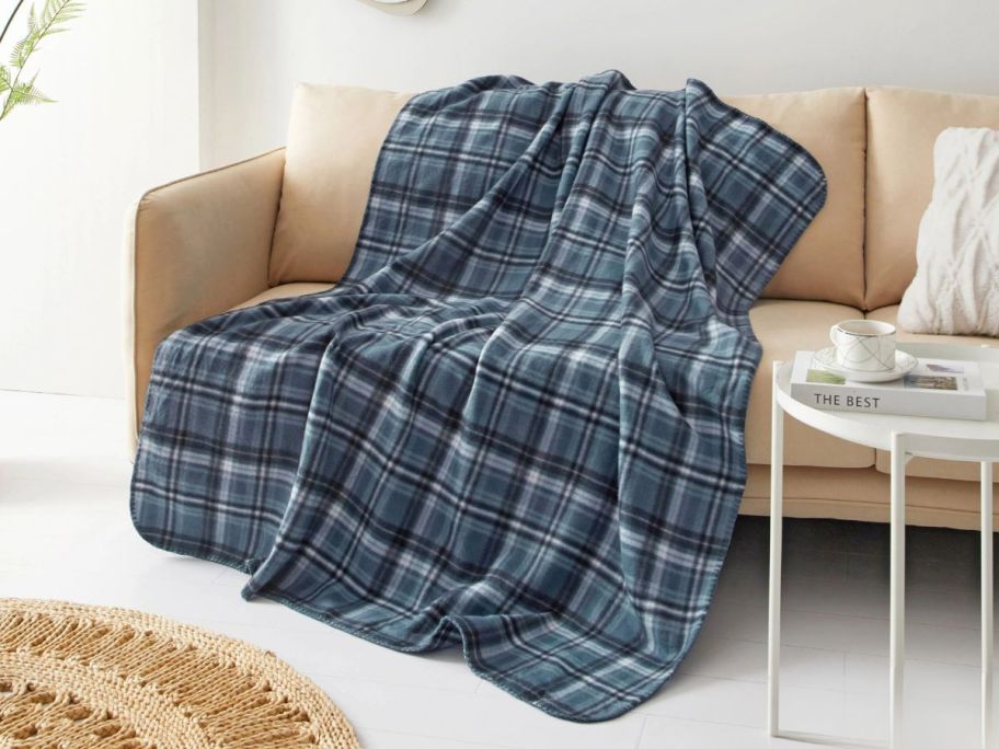 Mainstays 50x60 Throw Blanket on couch