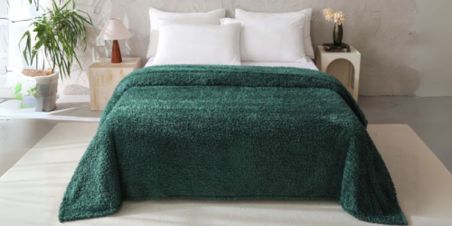 Huge Mainstays Faux Shearling Blanket Just $14.88 on Walmart.online