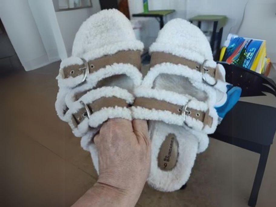 Cozy No Boundaries Sandals ONLY $7.98 on Walmart.online (Reg. $25)