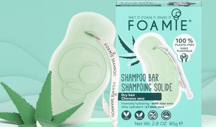 foamie shampoo bar next to box