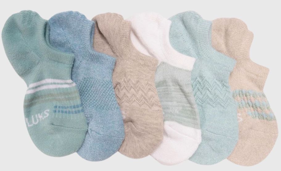 MUK LUKS Women’s Ankle Socks 12-Pack Only $7.53 on Walmart.online