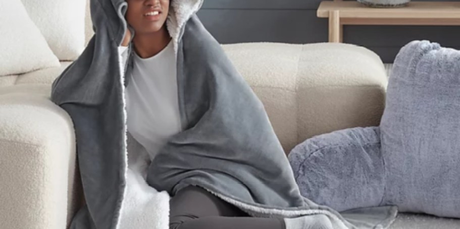 Up to 55% Off UGG Throw Blankets on Macys.online | Hooded Blanket Just $19.99!