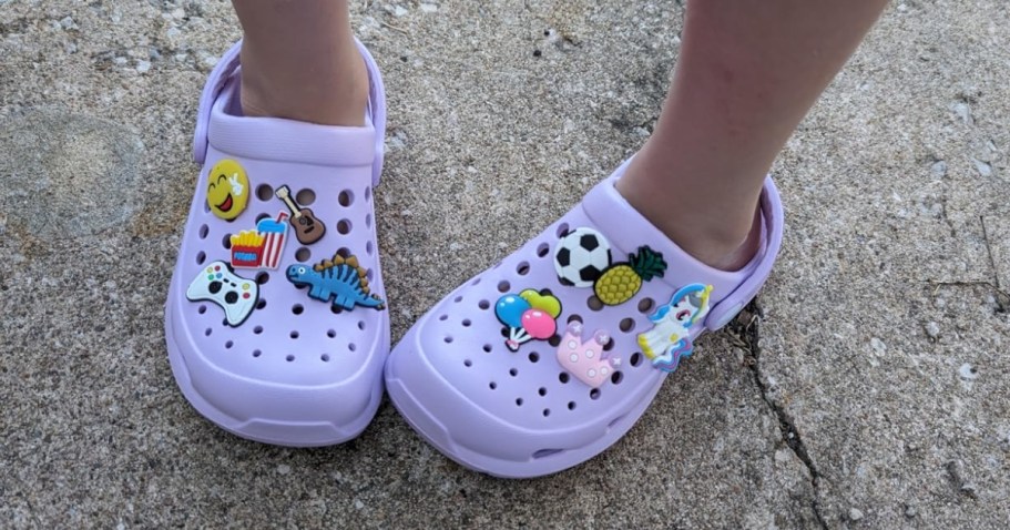 Crocs-Inspired Kids Clogs from $9.45 on Amazon (Reg. $23) | 10 Color Choices!