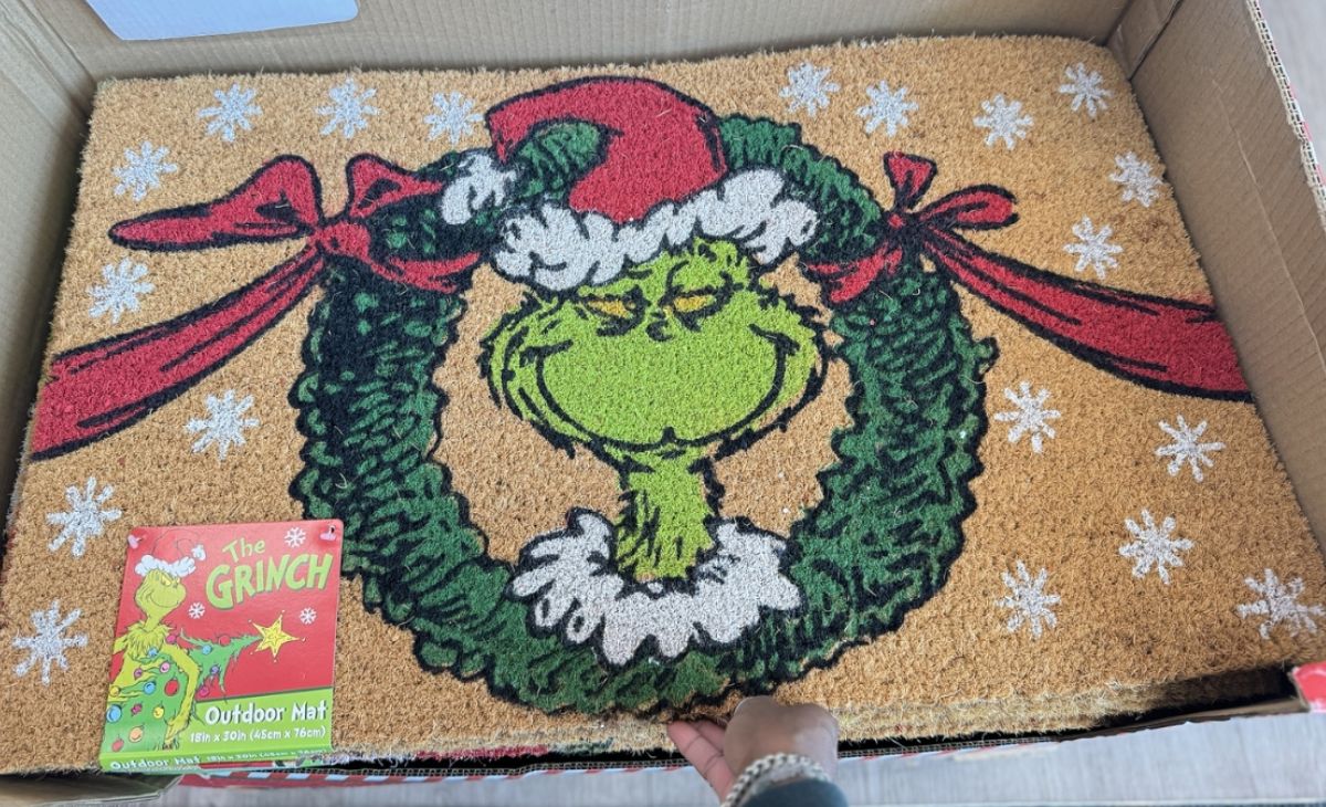 Kohl’s Holiday Doormats from $10 | Disney, The Grinch, Peanuts, & More!