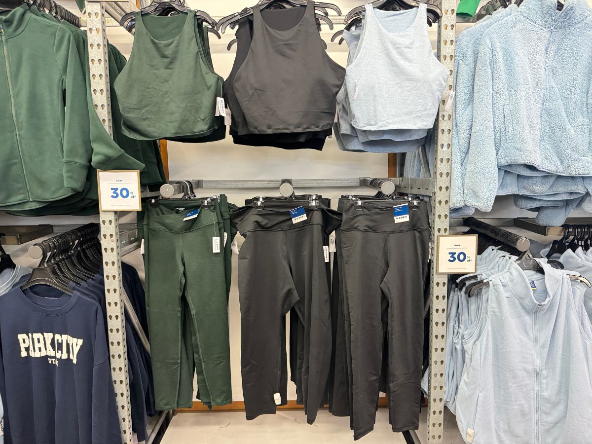 Up to 75% Off Old Navy Clearance Activewear | Styles from $6.47!