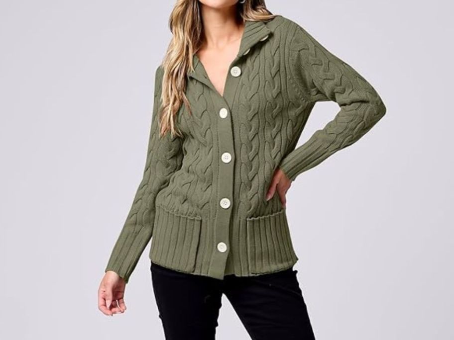 woman wearing Anrabess Women's Cardigan Sweater