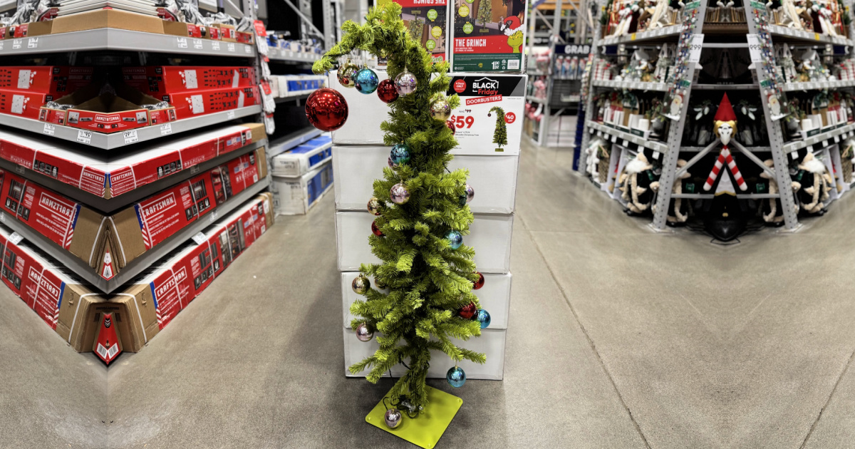 Grinch Pre-Lit Christmas Tree Only $59 at Lowes (Regularly $99) – Over 1,000 Purchased