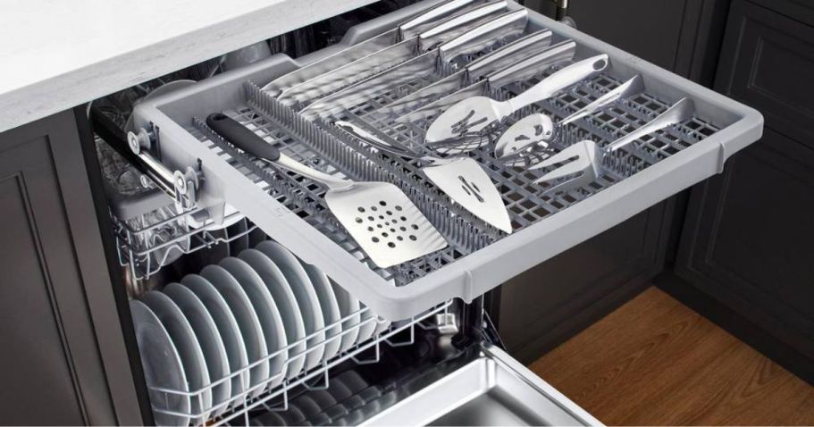 LG Stainless Dishwasher w/ 3rd Rack JUST $498 Delivered on HomeDepot.online (Regularly $829)