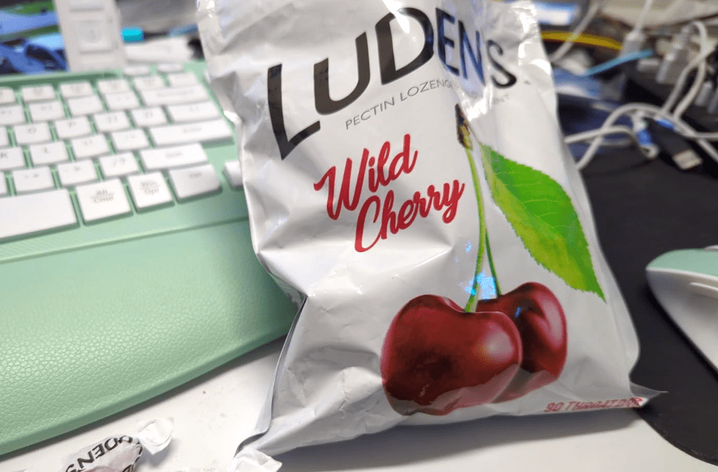 Luden's wild cherry throat drops 