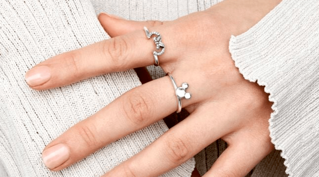 woman waring Disney pandora ring 