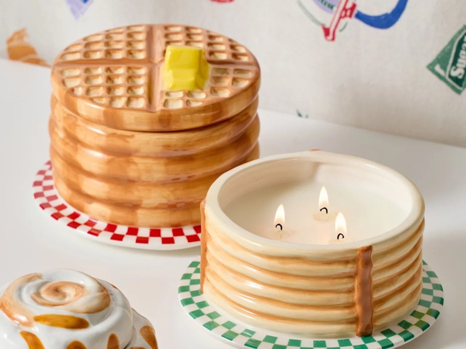 10oz Scented Candle in Pancake or Waffle