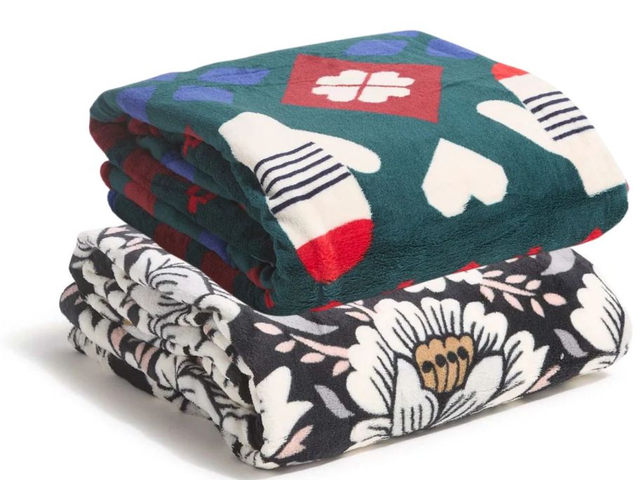 Vera Bradley Outlet Essential Throw Blanket