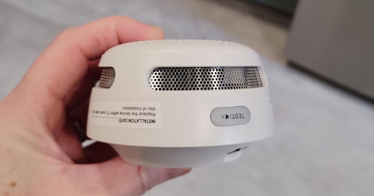 Wireless Interconnected Smoke Detector 6-Pack ONLY $89.99 Shipped on Amazon (Just $15 Each!)