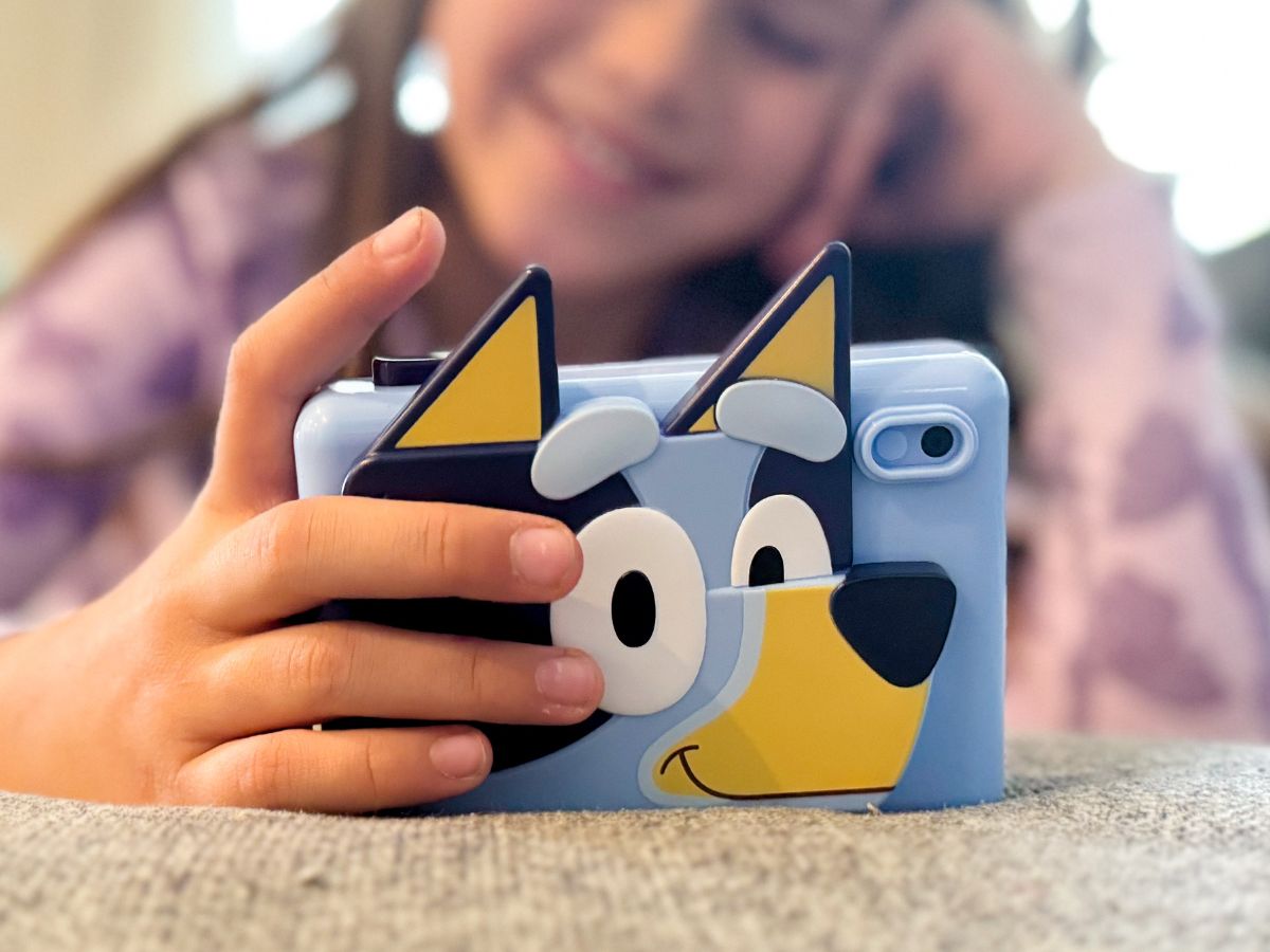 Kid-Friendly Digital Camera in Fun Characters Just $24.76 on Amazon | Cute Gift Idea!