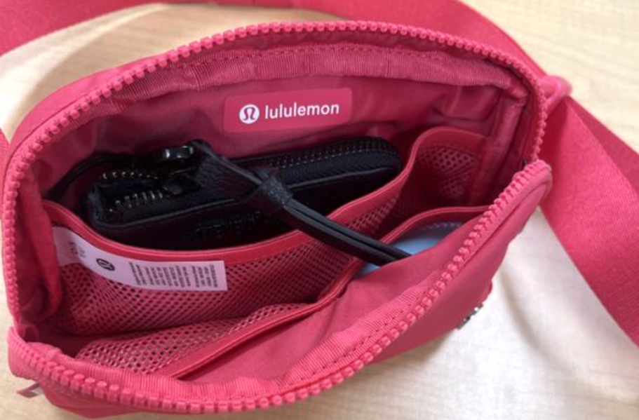 Teen Gift Idea | Trendy lululemon Everywhere Belt Bags from $29 Shipped!