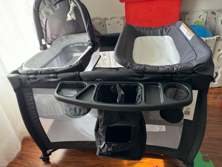 pack and play with bassinet and changing table