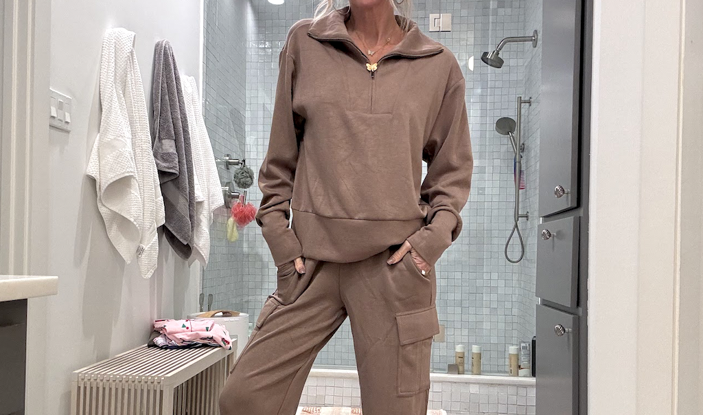 ANOTHER Price Drop – Walmart’s Scoop ScubaKnit Joggers & Sweatshirts Just $15 (Lulu Look for Less!)