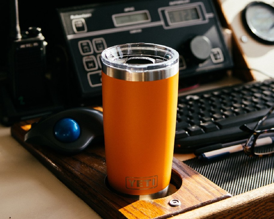 orange yeti cup in cupholder