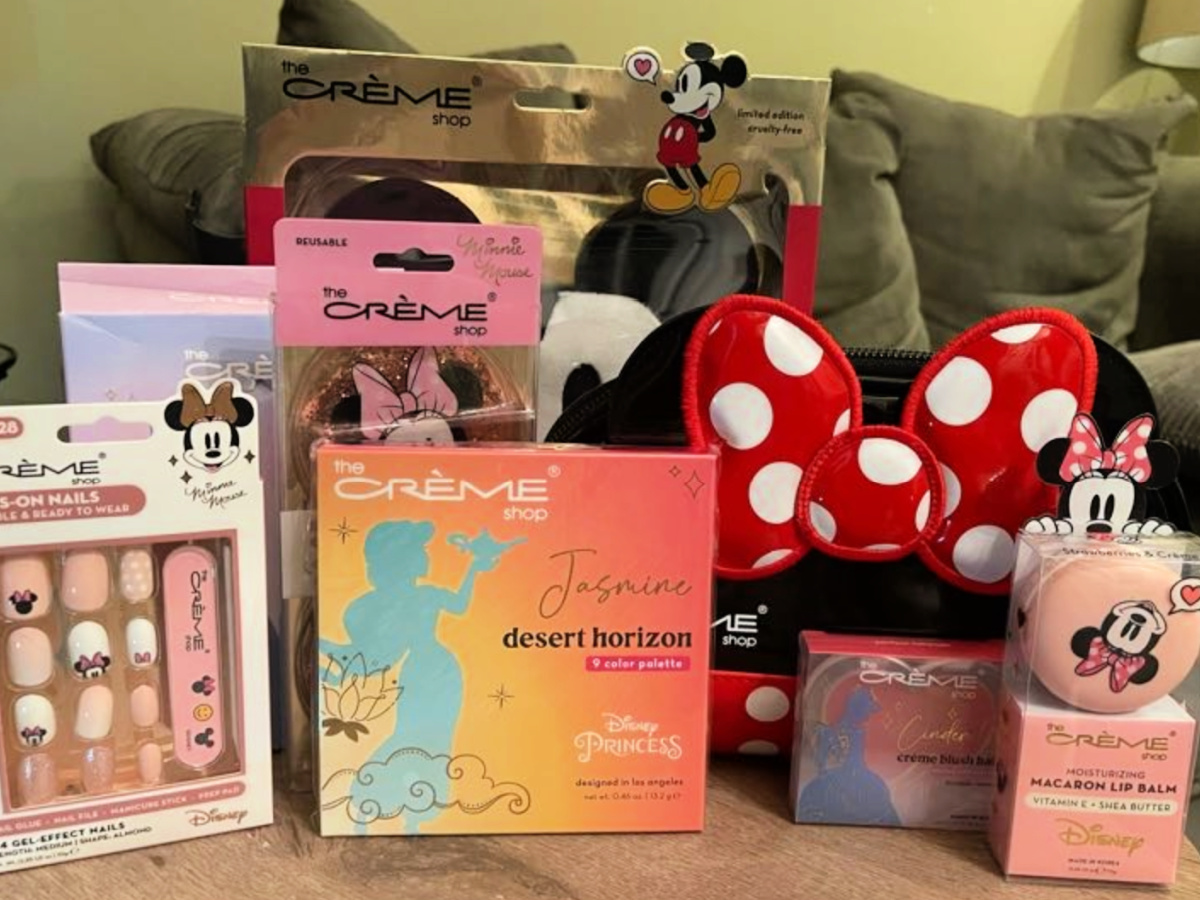 GO! Minnie Mouse Dome Travel Pouch Just $20.80 Shipped – Includes $100 Worth of FREEBIES!