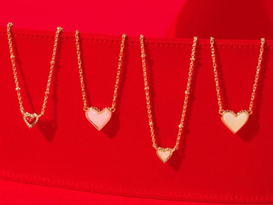 Kendra Scott Necklace 2-Piece Gift Set Just $52.50 Shipped on Macys.online ($95 Value)