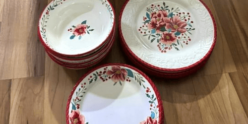 Pioneer Woman 12-Piece Dinnerware Set Only $24 on Walmart.online (Regularly $50)