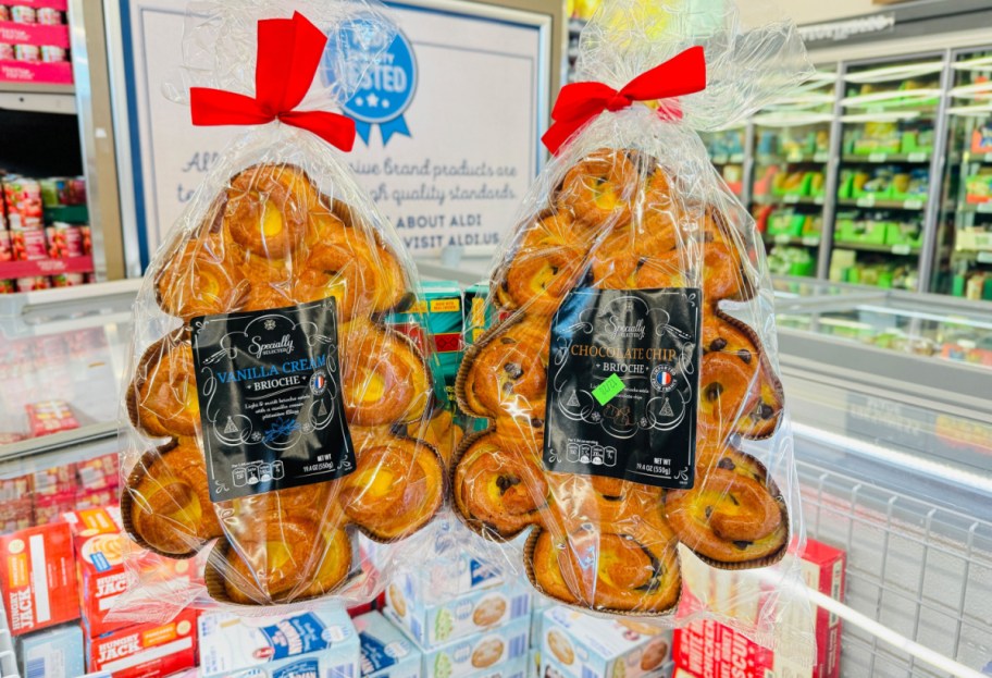 two ALDI packages of brioche breads shaped into a Christmas tree form