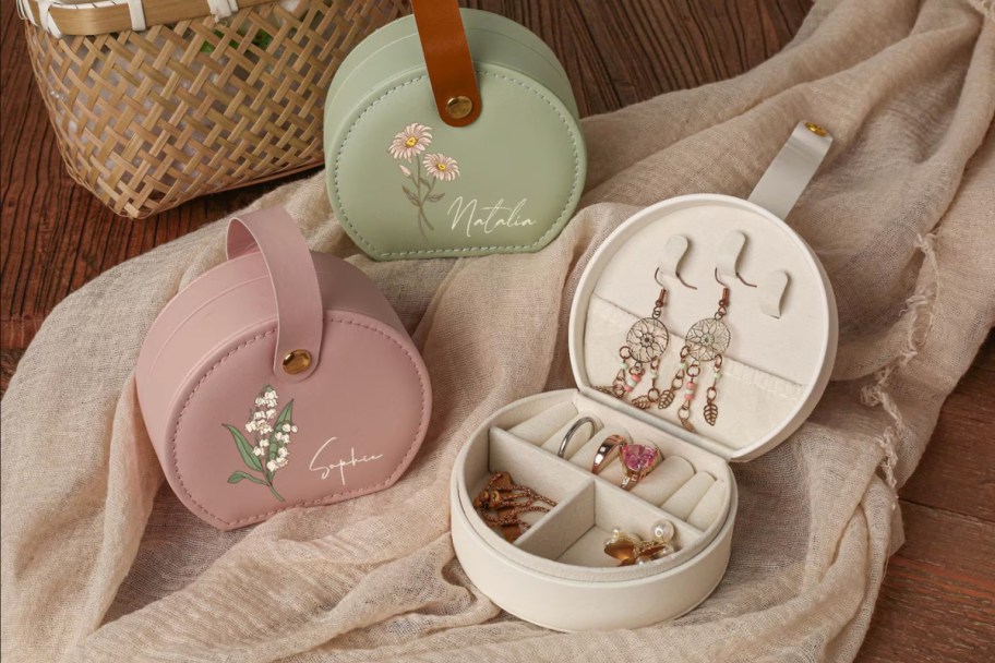 wildflower circle jewelry boxes