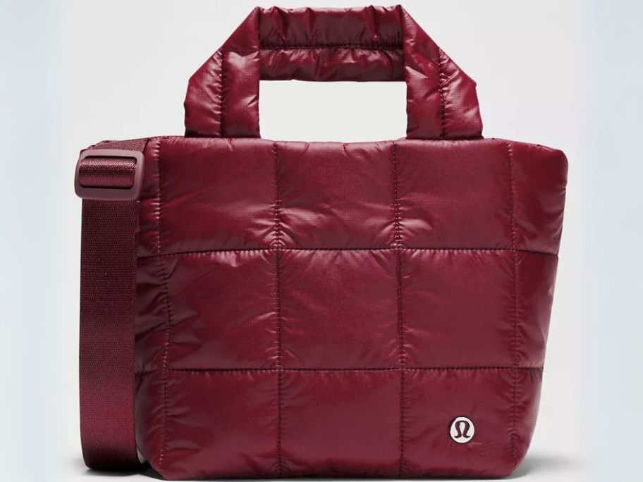 lululemon Quilted Grid Tote Bag Mini 5L stock image