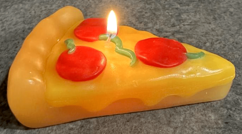 pizza candle 