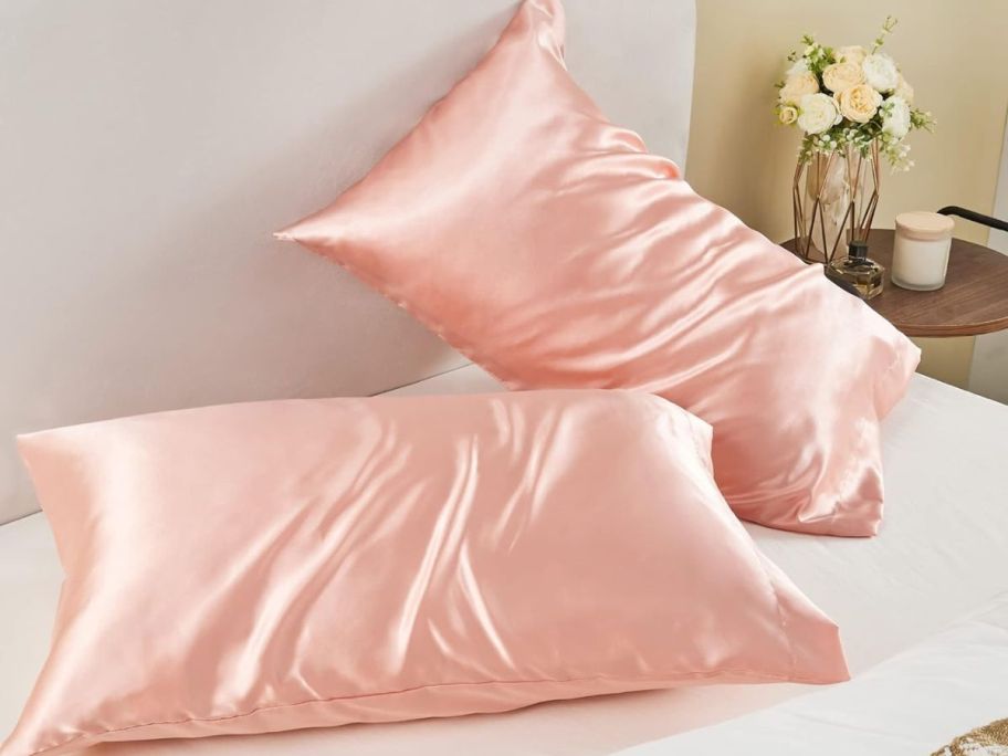 two pink Bedelite Satin Pillowcase (2)