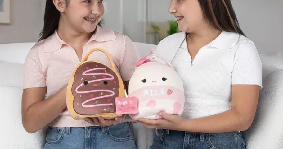 Squishmallows Buddy Buckets Amelie and Deja Valentine's Day Treat Pail 