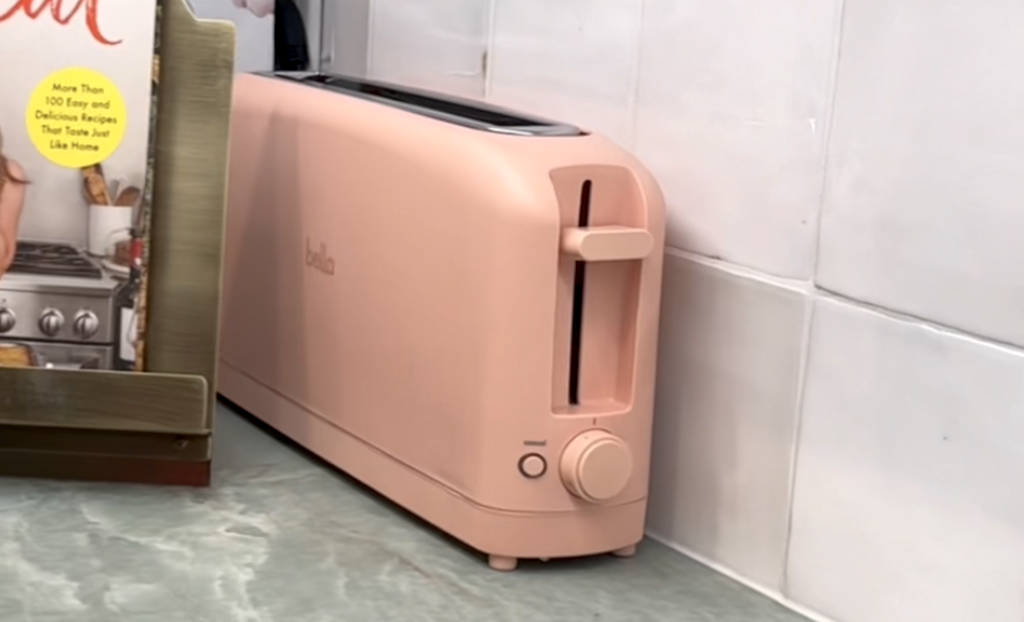 Bella Slim Toaster Only $16.99 – Lowest Price We’ve Seen (Collin Owns This & Loves It!)