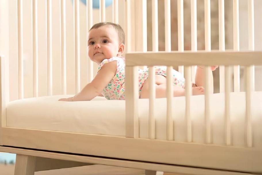 Bamboo Crib Sheet 2-Pack Just $14.99 on Amazon (Super Soft, Moisture Wicking, & Deep Pockets)