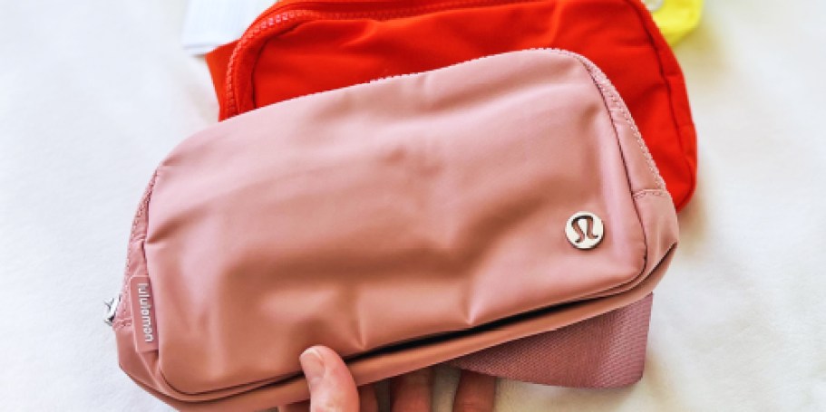 Up to 55% Off lululemon Bags + Free Shipping – Belt Bags ONLY $29 Shipped!