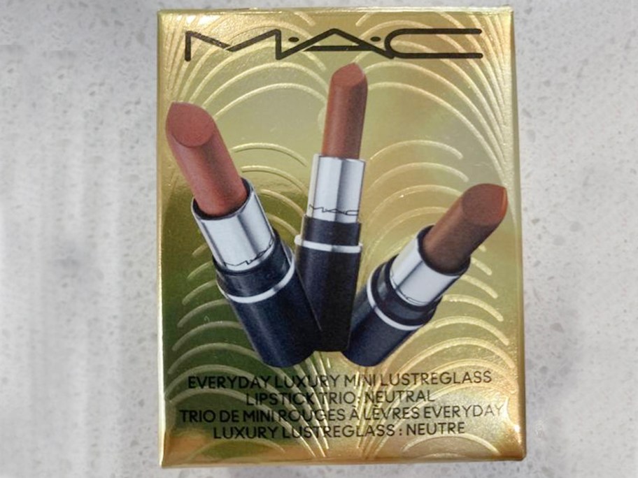 mac lipstick giftset