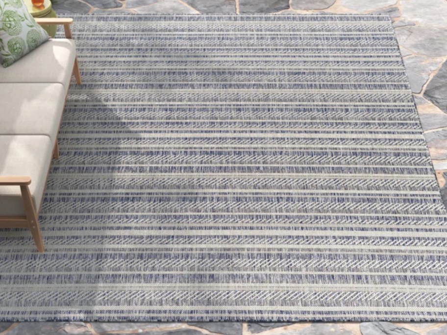 blue grey indoor/ outdoor rug