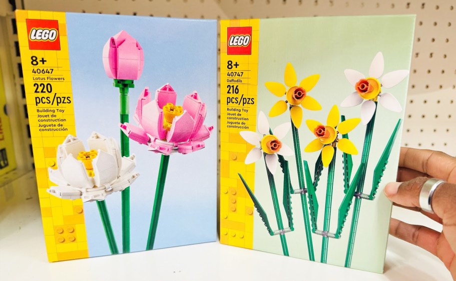 Up to 40% Off LEGO Flower Sets – Prices from $8.64!