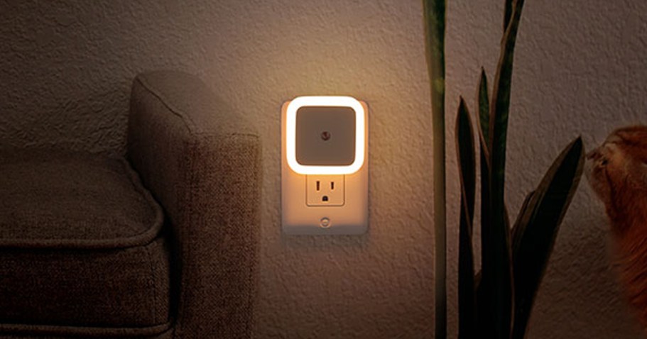 LED Nightlight w/ Smart Sensor 8-Pack Only $8.49 on Amazon – Just $1.06 Per Light!