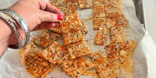 Bake Crunchy Sourdough Discard Crackers the Easy Way!