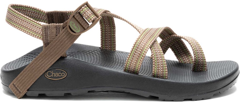 black and brown chacos sandal