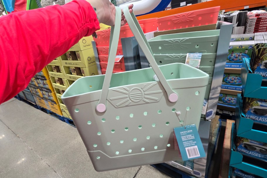 13 of the Hottest New Costco Finds | Bogg Bag Lookalike, Columbia Blankets, Water Slides & More!